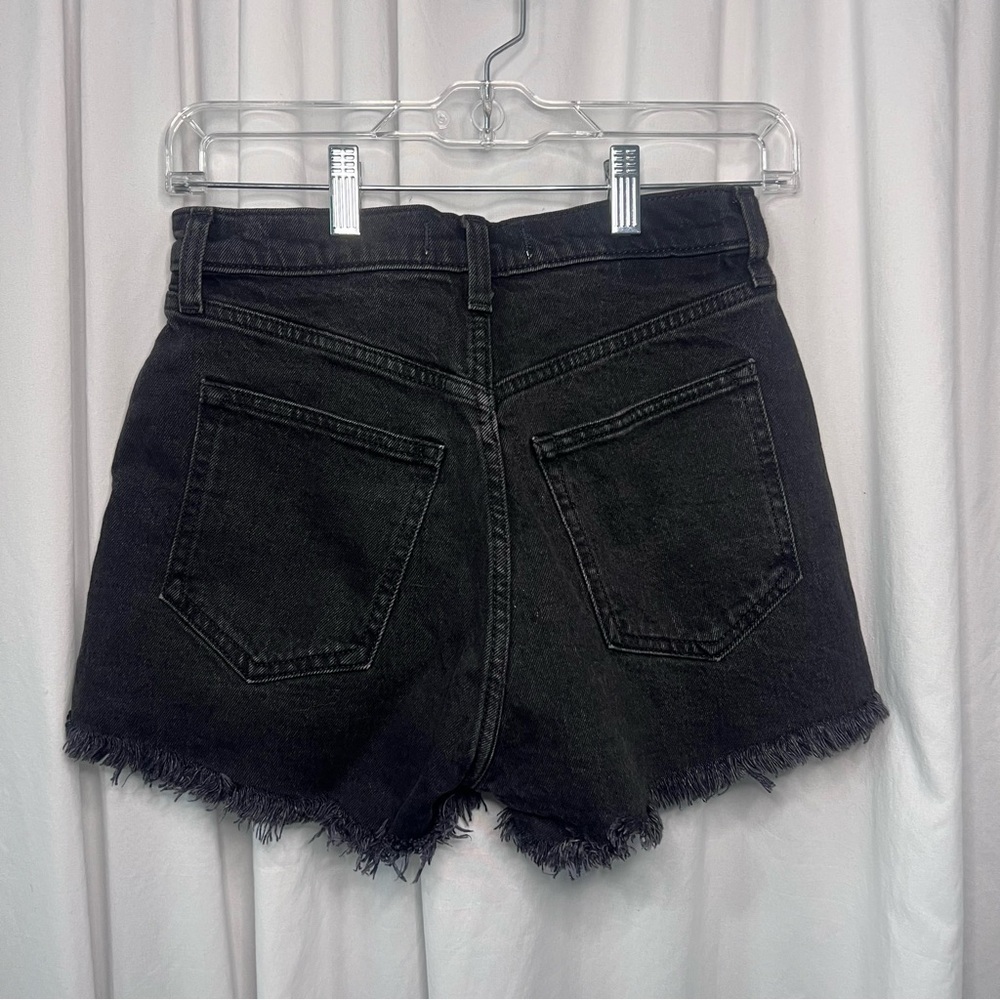 Abercrombie & Fitch The Mom Short Black Denim - Picture 2 of 4